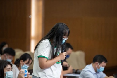 海南省促进经济高质量发展财政资金（工信领域）管理实施细则新闻发布会聚焦软件和信息技术服务业投资与管理